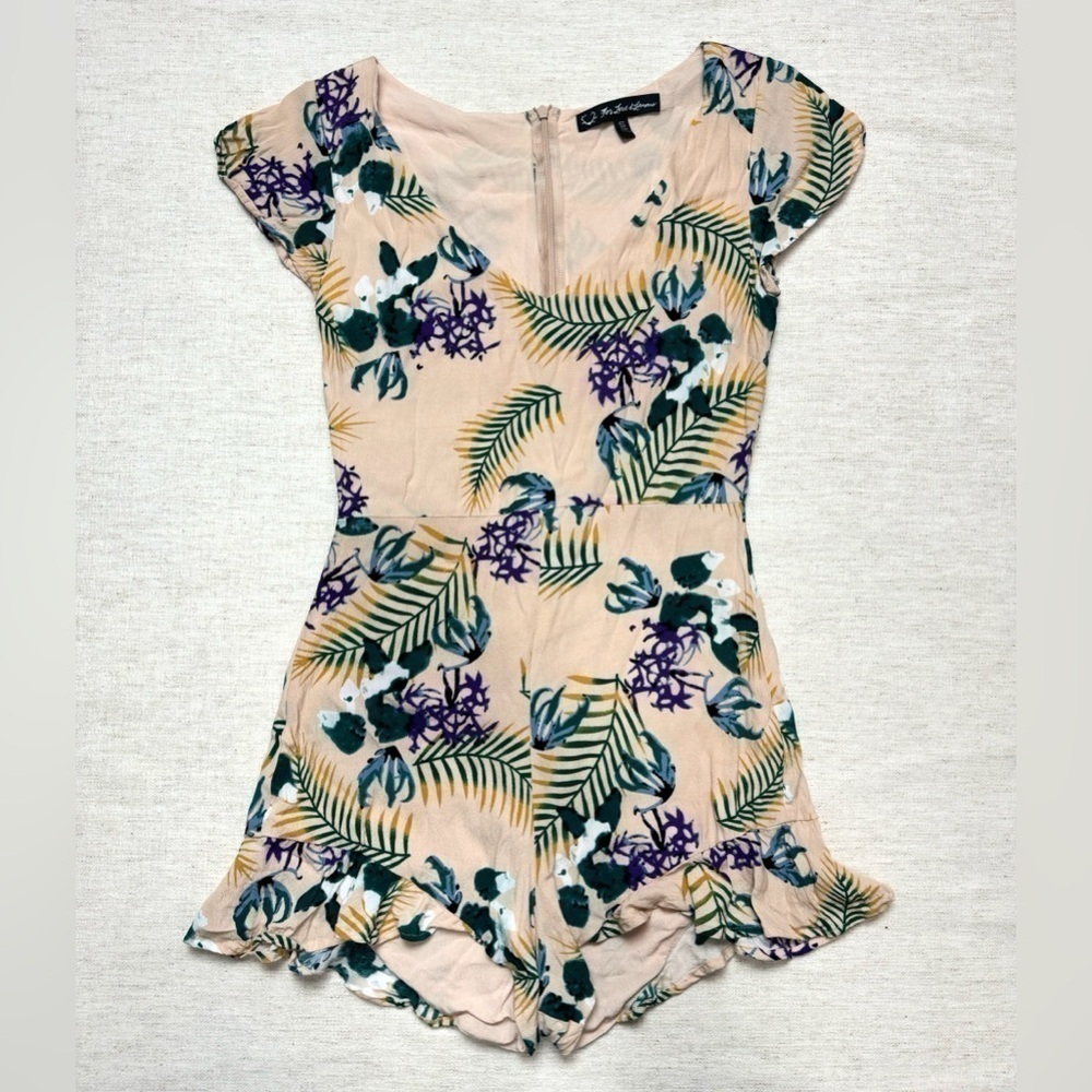 For Love & Lemons Piña Colada Floral Romper Small Cream Tropical Vacation Beach